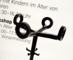 Modern Floor Lamp with Integrated Umbrella Stand – Black & Chrome Finish - Image 4